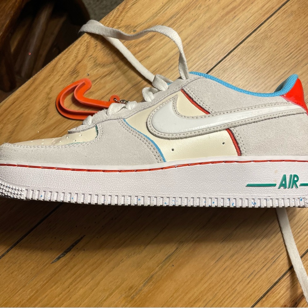Almost New!!Nike Air Force 1 Boys White and Blue Sneakers- - Picture 8 of 8
